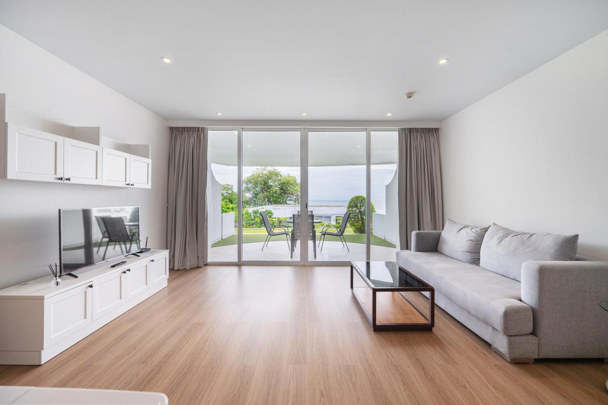 Pure Sunset Beach - Ocean View Room, Pattaya Na Chom Thian Dış mekan fotoğraf