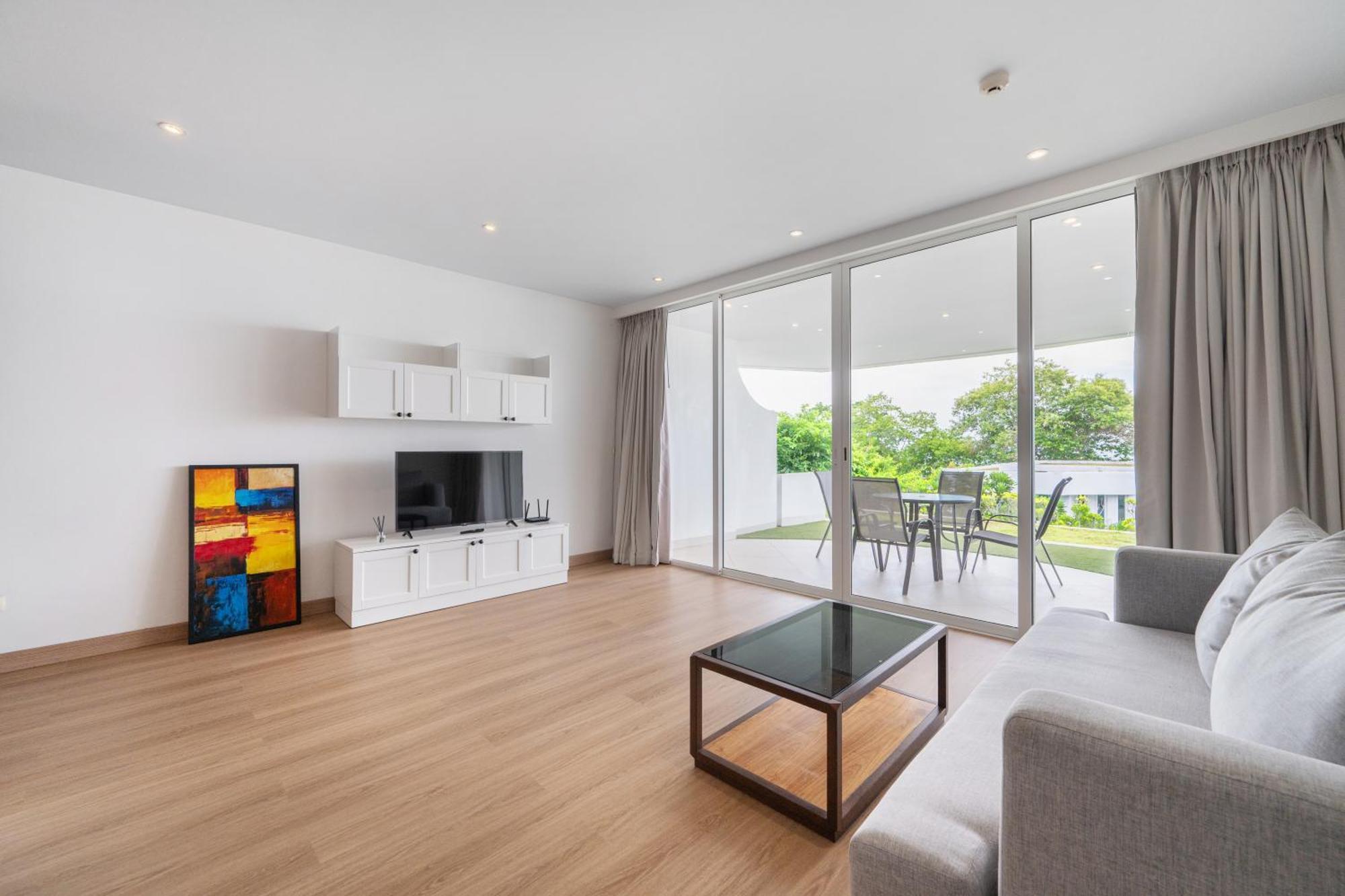Pure Sunset Beach - Ocean View Room, Pattaya Na Chom Thian Dış mekan fotoğraf