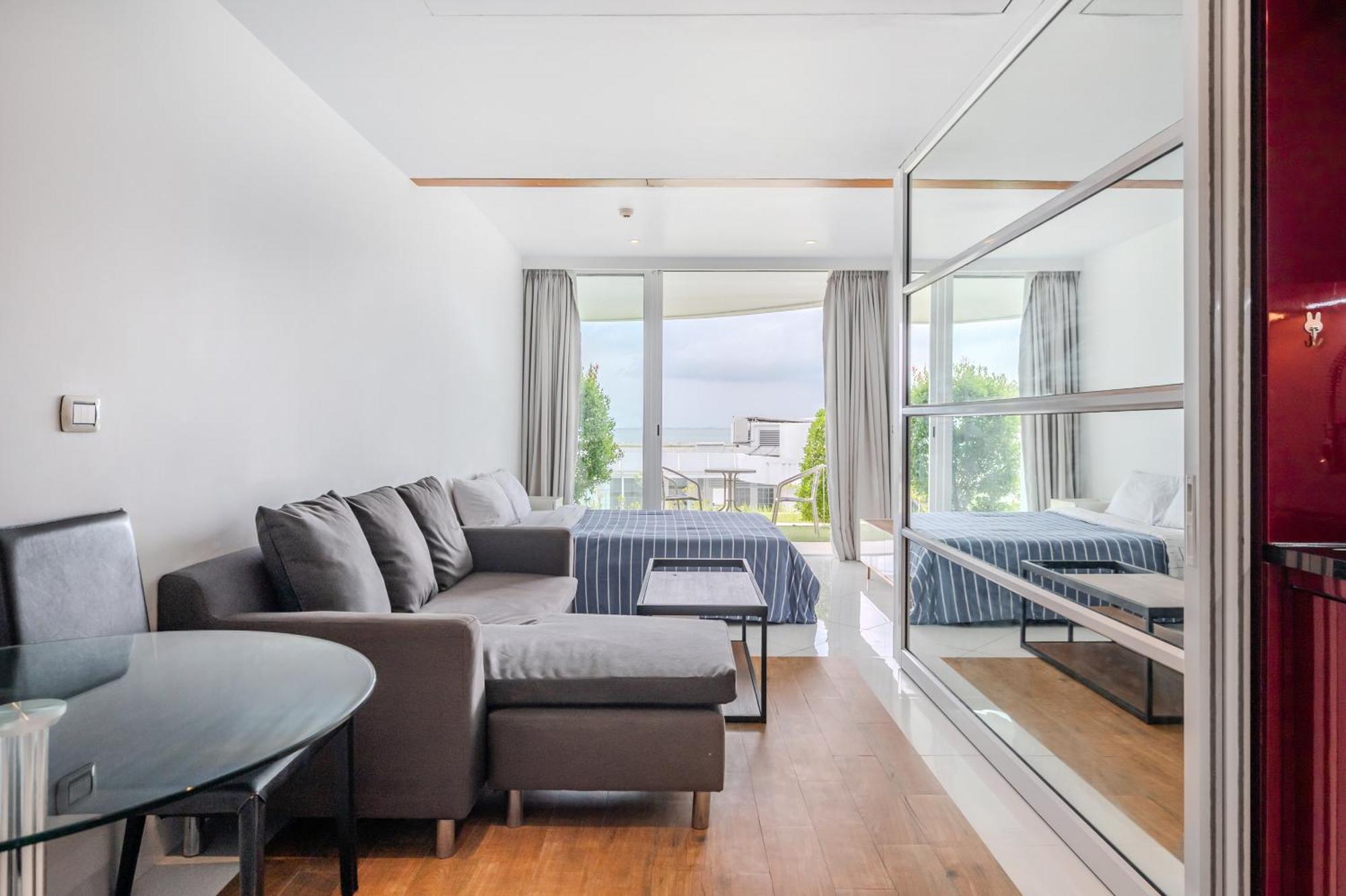 Pure Sunset Beach - Ocean View Room, Pattaya Na Chom Thian Dış mekan fotoğraf